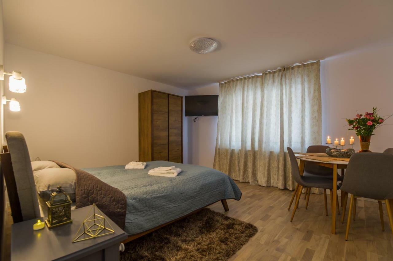 Appartement Casa Zen à Braşov Extérieur photo